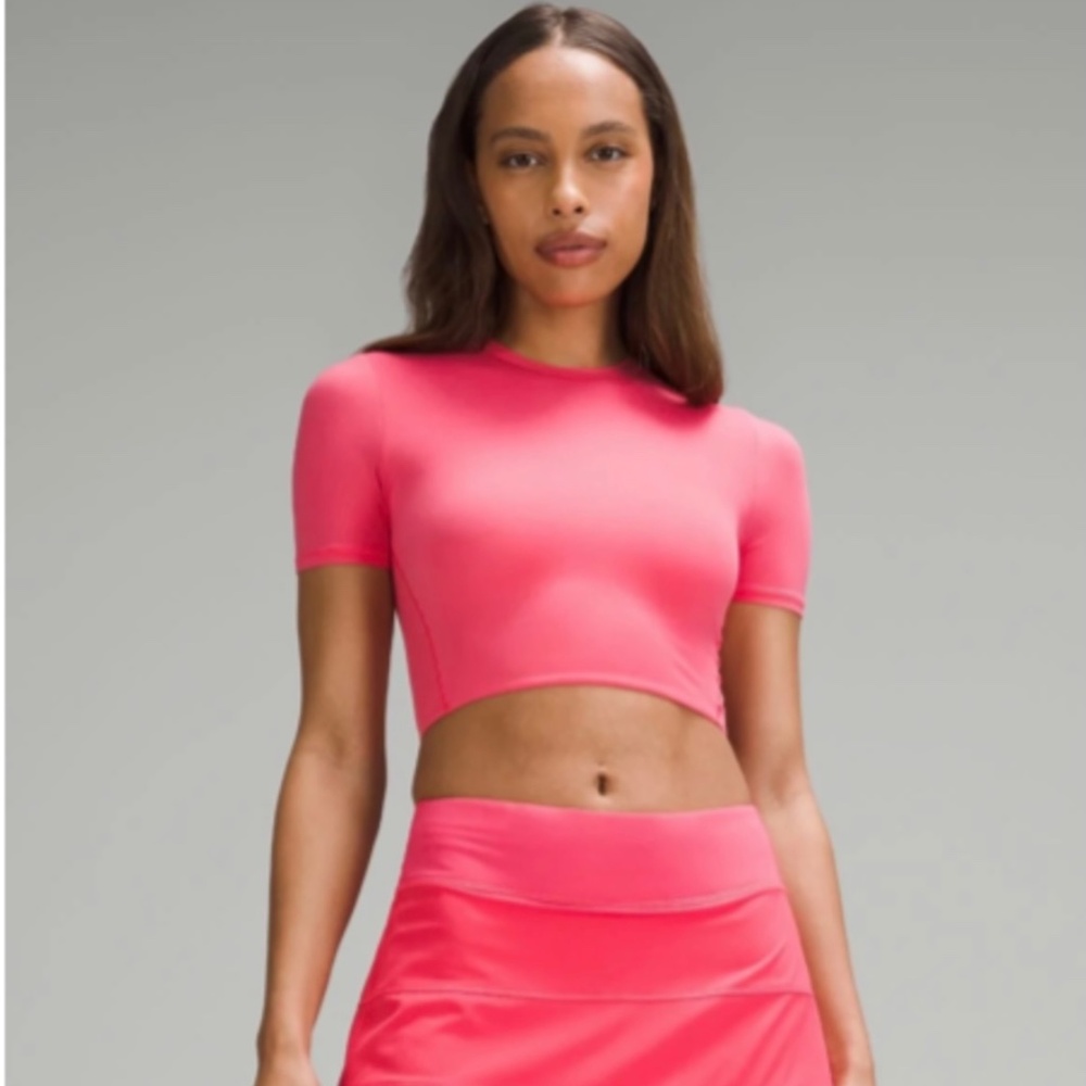 NWT wundermost lululemon cropped crew neck t-shirt size s